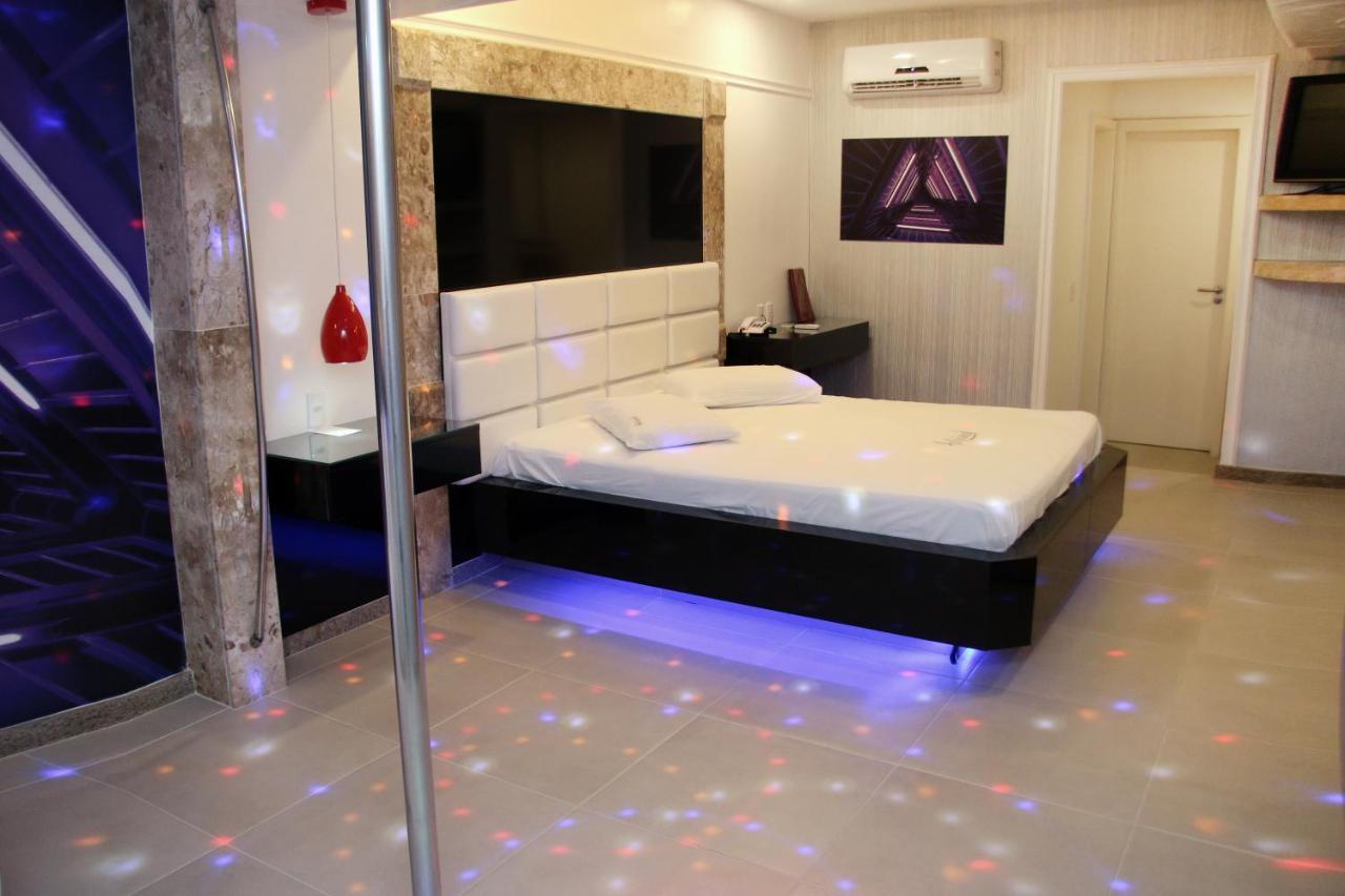 Motel Hollywood Σαλβαντόρ Εξωτερικό φωτογραφία
